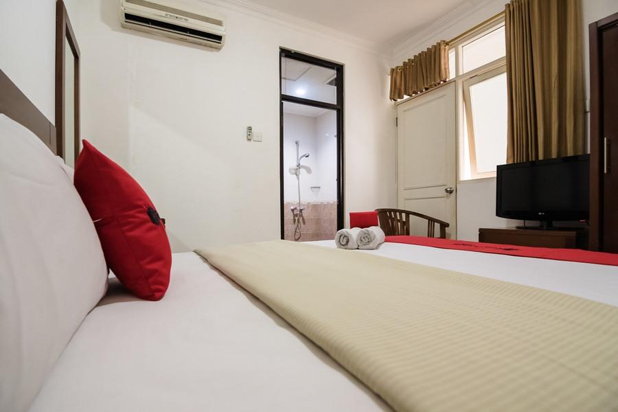 Reddoorz Plus At Buah Batu Bandung Exterior photo